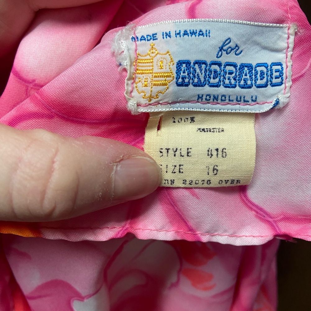 Pink vintage Hawaiin blouse - Picture 4 of 5